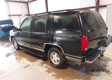 1999 Chevrolet Tahoe Ls z USA, uszkodzony, nr VIN 1GNEC13R6XJ399568